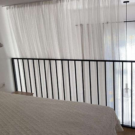 Loft In City Center-Prime Rentals Kaunas Buitenkant foto
