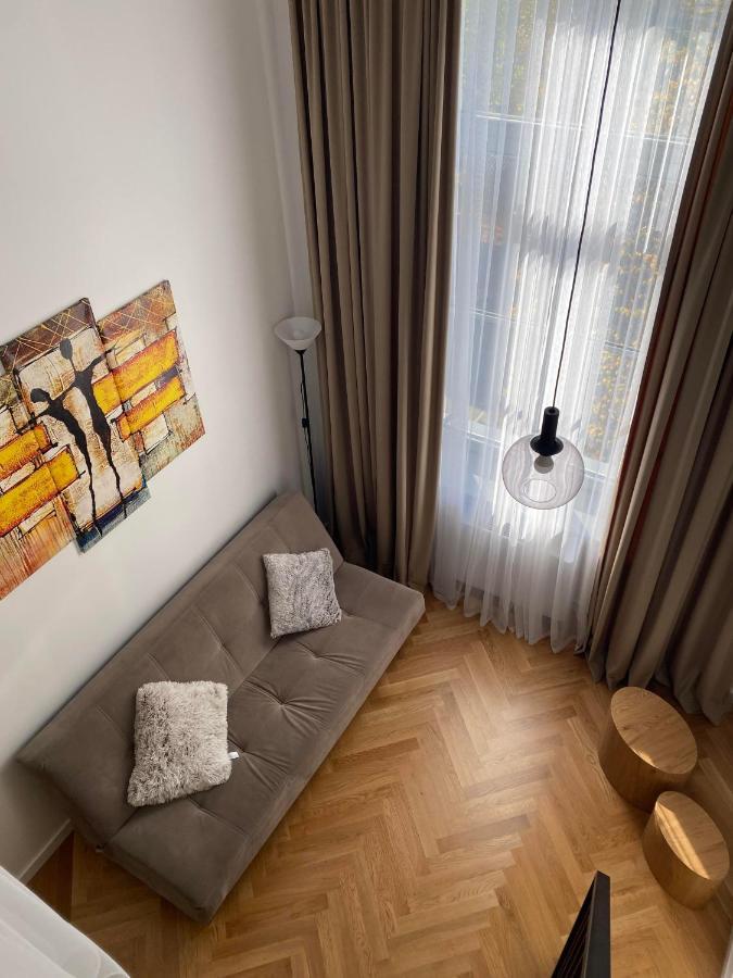 Loft In City Center-Prime Rentals Kaunas Buitenkant foto