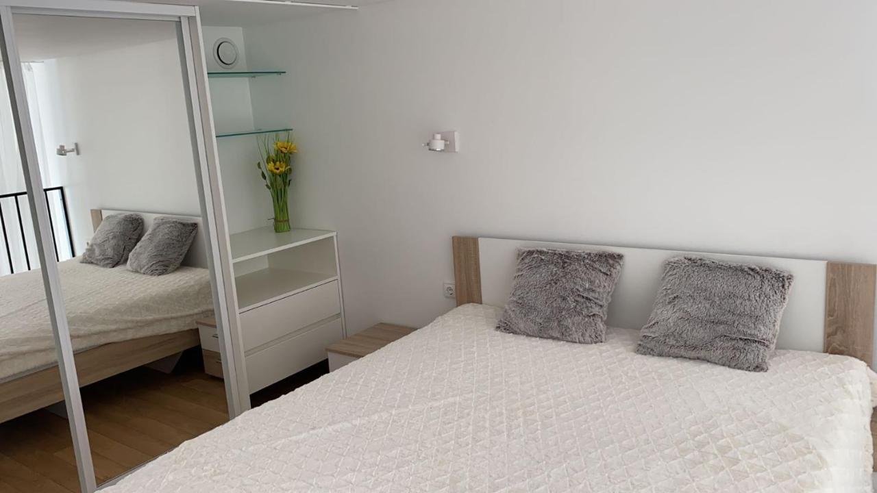 Loft In City Center-Prime Rentals Kaunas Buitenkant foto