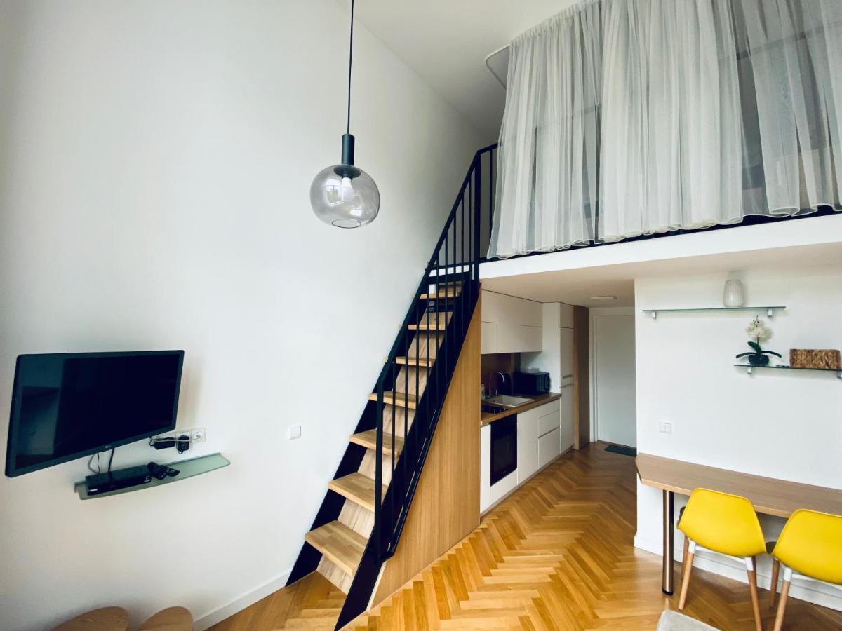 Loft In City Center-Prime Rentals Kaunas Buitenkant foto